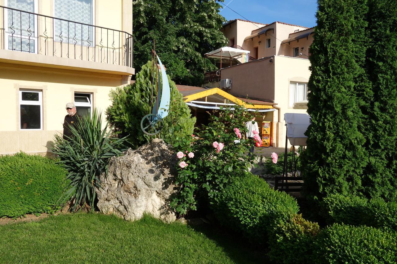 Hotel Naslada Balchik Exterior foto