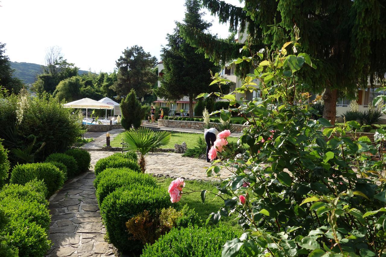 Hotel Naslada Balchik Exterior foto